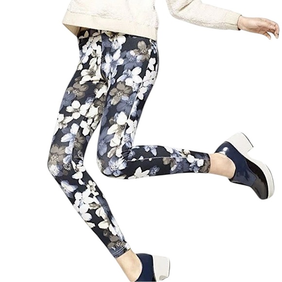 HUE FLORAL SUPER SMOOTH DENIM STRETCH LEGGINGS SZ M - Picture 9 of 9